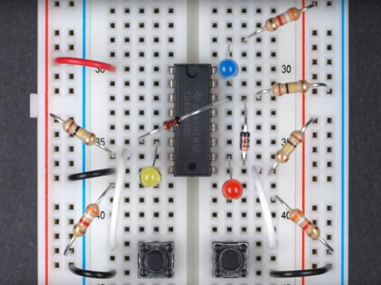 Der Youtube-Kanal Attractor zeigt Schritt für Schritt und ganz praktisch wie elektronische Schaltungen funktionieren und aufgebaut werden.