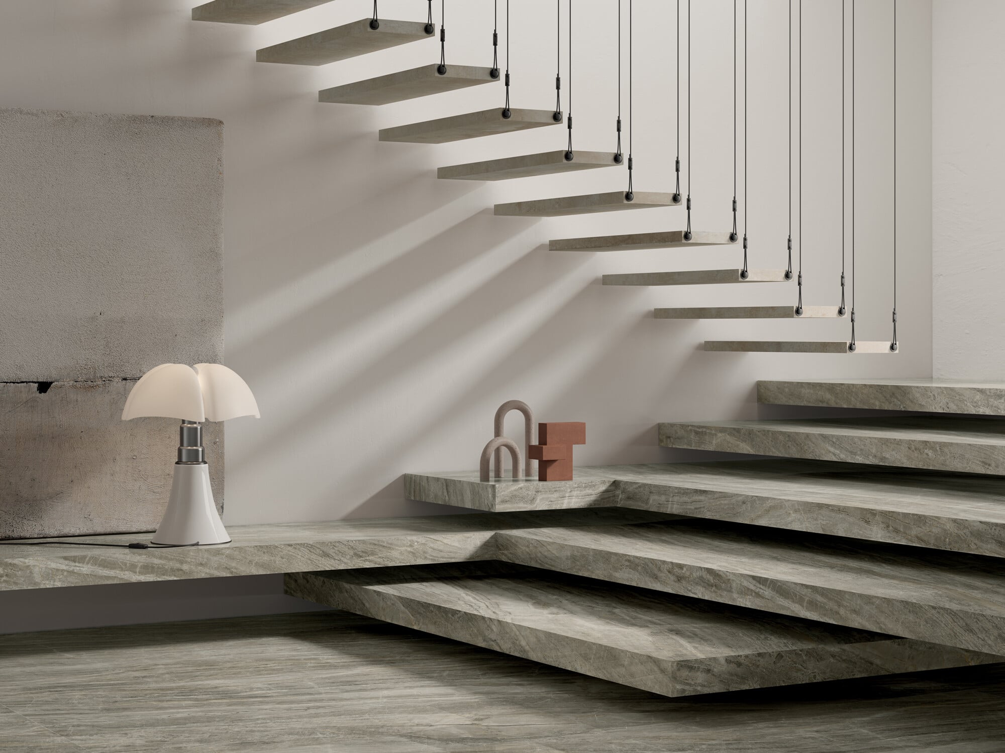 Daino Grigio ist die neue Oberfläche aus der Kollektion Ultra Marmi des italienischen Herstellers Ariostea.