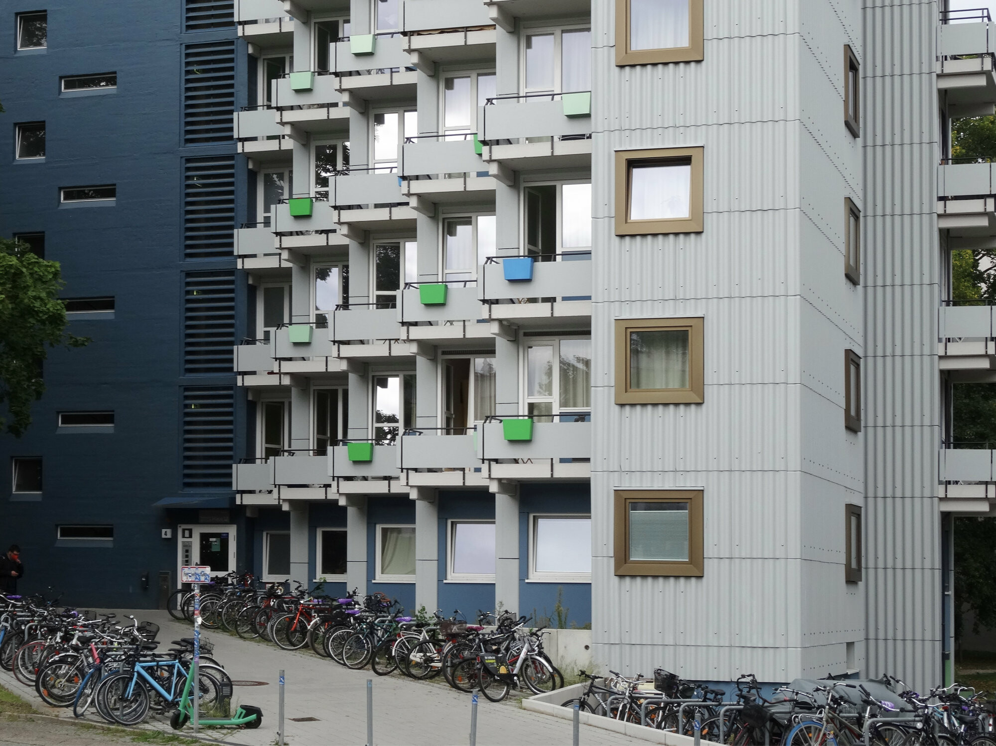 130 Wohneinheiten beherbergt das Gebäude.