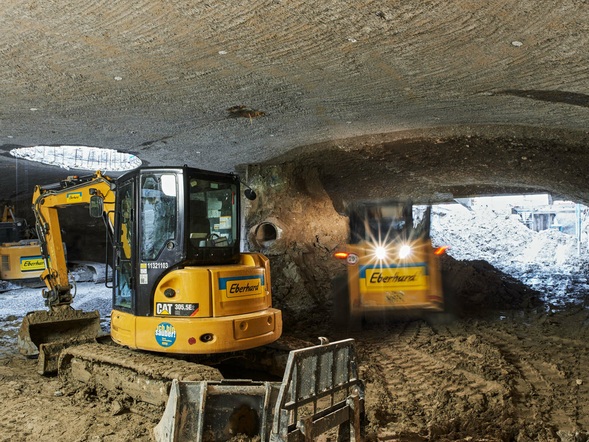Bau der Tiefgarage auf dem SRF-Areal in Zürich Leutschenbach in Deckelbauweise