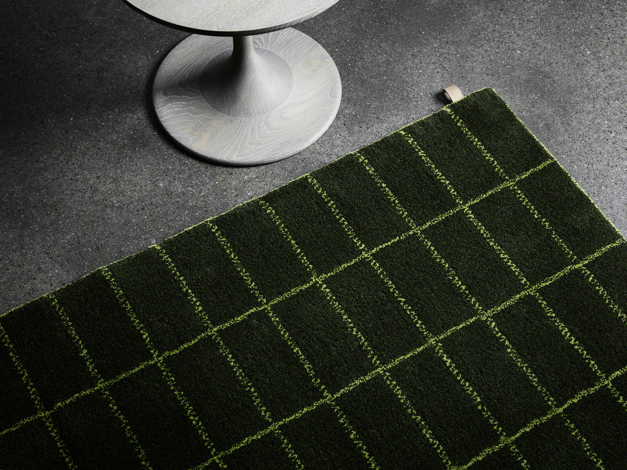Das Architekturbüro Claesson Koivisto Rune hat die Teppichkollektion Tiles für Kasthall entworfen, die von Fliesen inspiriert ist.