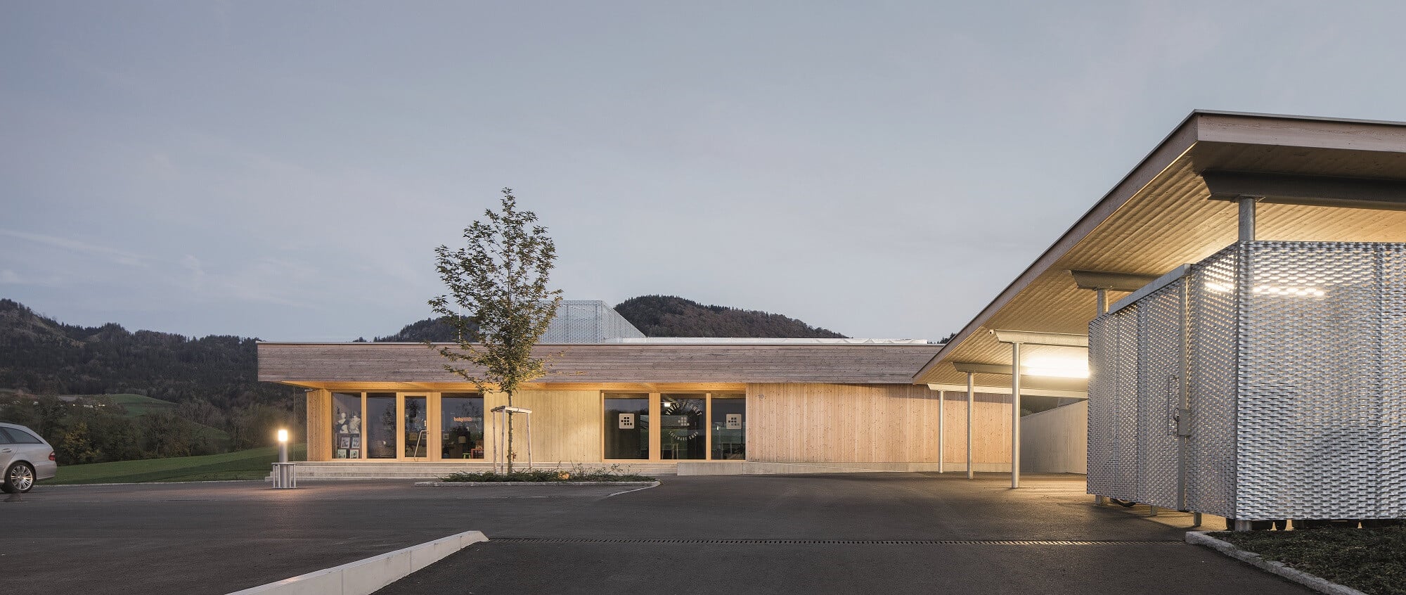 Ansicht auf den Eingang im Obergeschoss an der Nordwestseite
