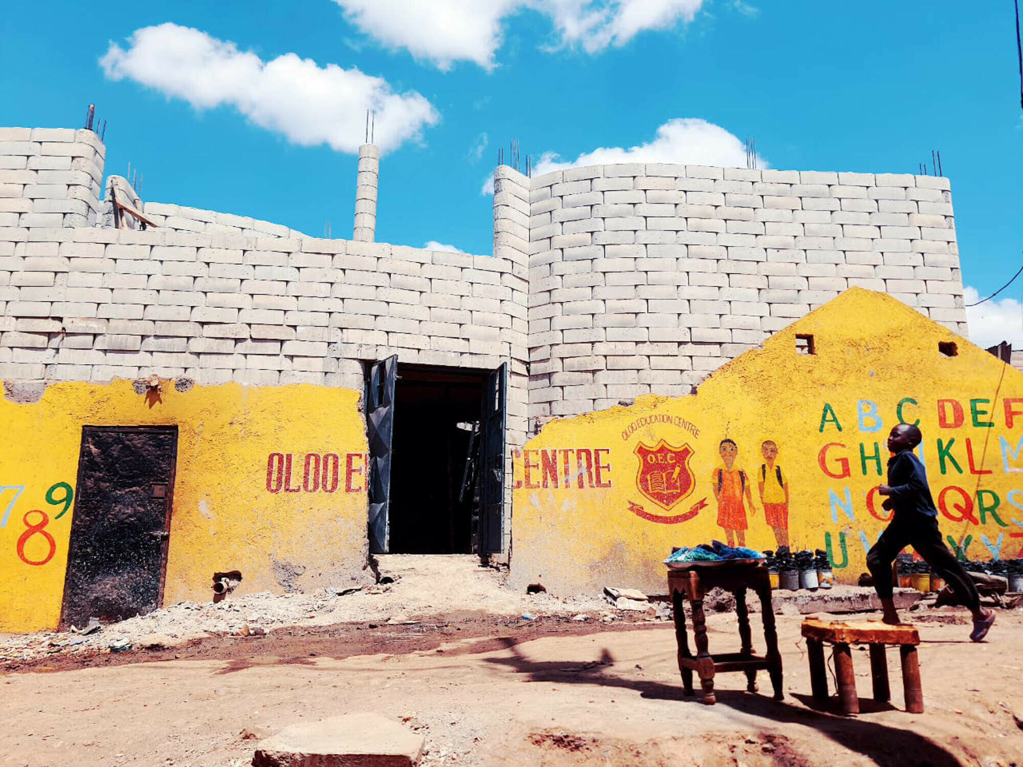 Das Material Beton ist brandsicher – ein wichtiger Faktor in den dicht bebauten Slums.