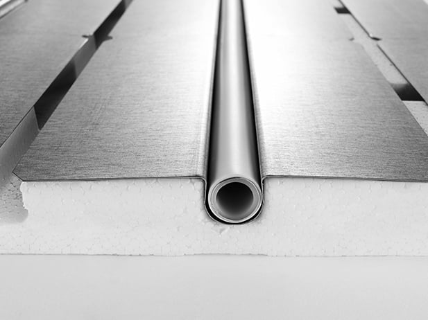 Das technische Merkblatt „Lage des Verteilers und Verlegung von Anbindeleitungen bei Fußbodenheizungen“ soll Baubeteiligten konkrete Hilfe bei der Planung an die Hand geben.