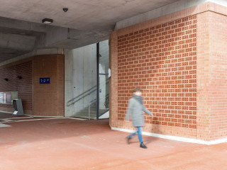 Nach dem Umbau ist der Bahnhof in Hennersdorf nicht nur zeitgemäß barrierefrei, sondern auch viel ruhiger. 