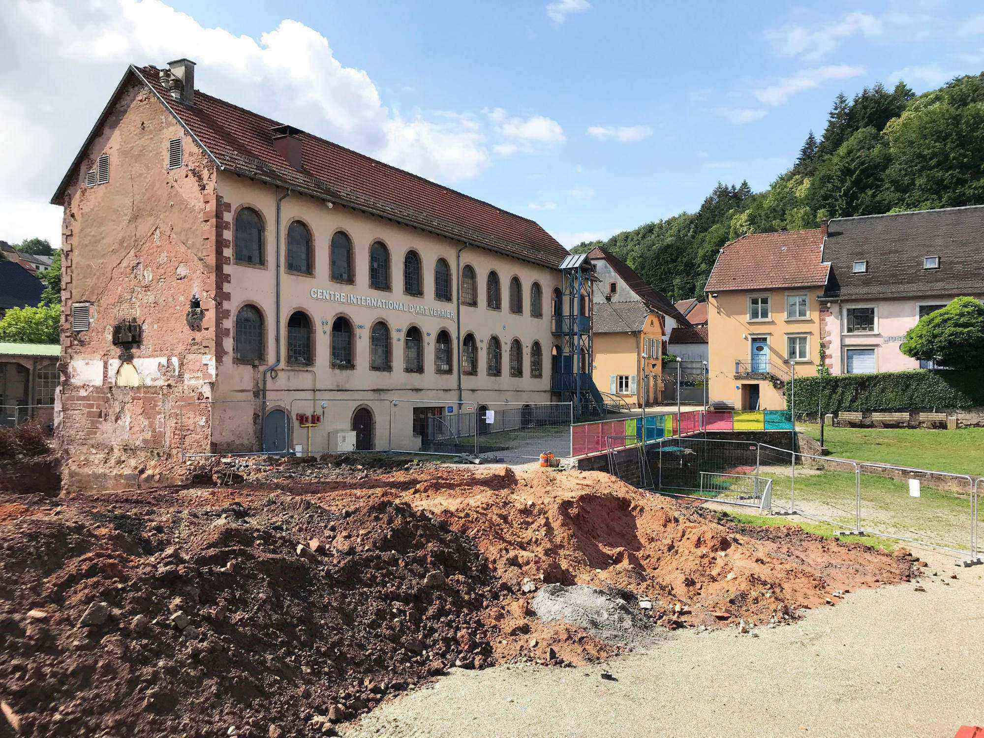 GlasmachereiAreal Site Verrier in Meisenthal Gerüste und Schalungen