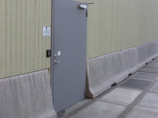Die ift-Richtlinie EL-02/01 beinhaltet die Prüfung und Bewertung der Einbruchhemmung mit elektromechanischen Bauteilen und/oder elektronischen Berechtigungsmitteln.