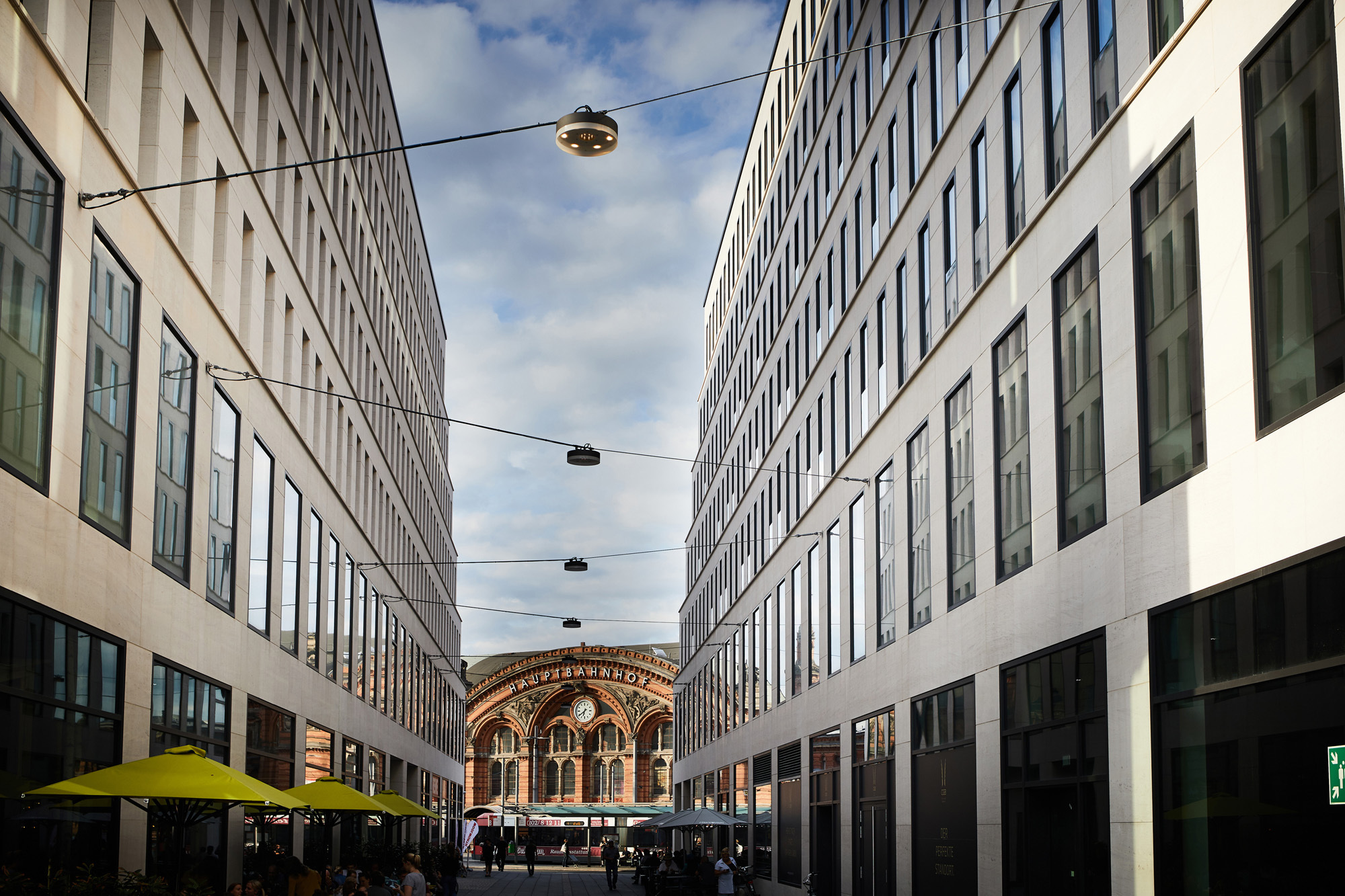 Die Isolierung der haustechnischen Anlagen des Gebäudekomplexes erfolgte ausschließlich mit nichtbrennbarer Steinwolle.