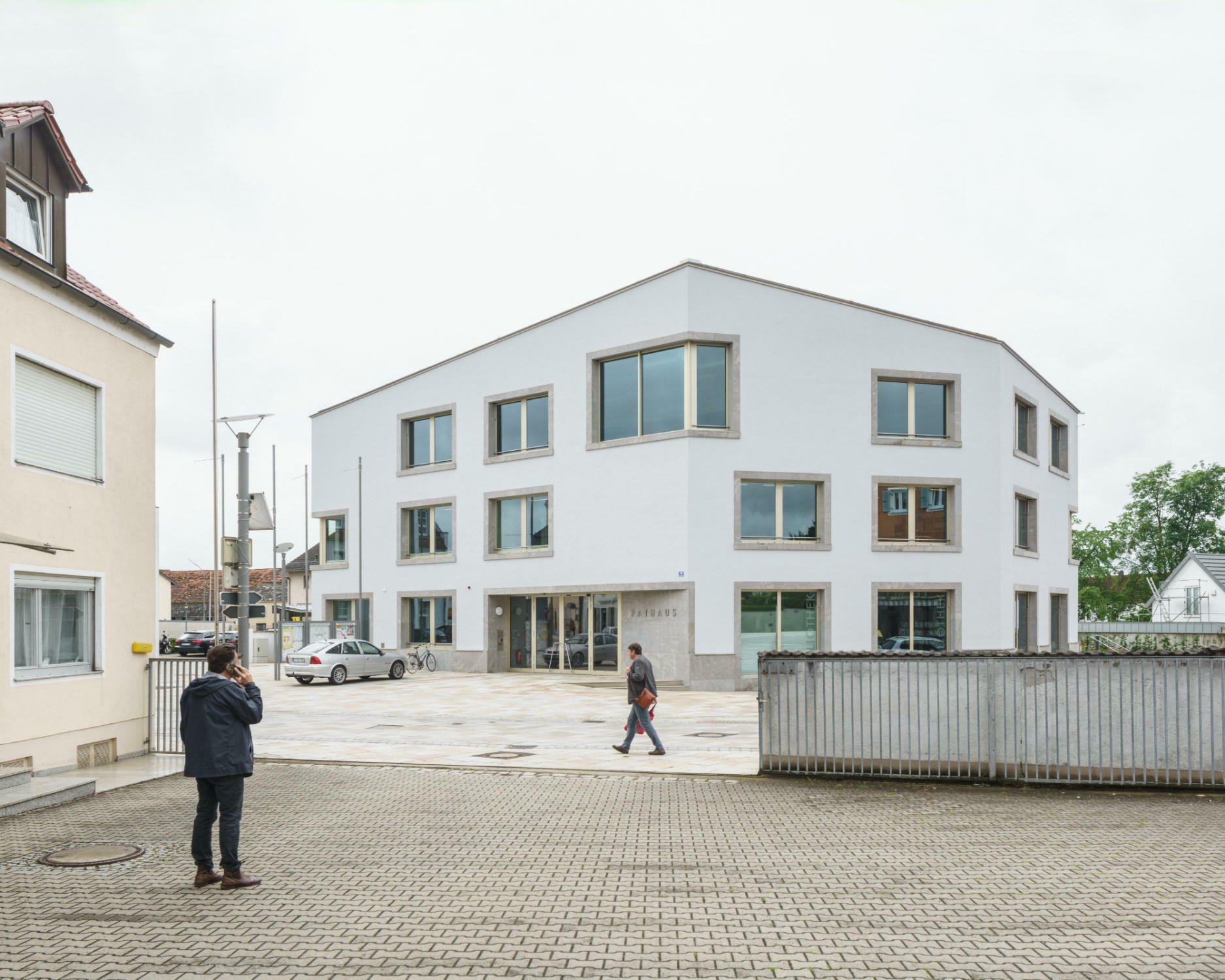 Rathaus mit Bibliothek in Großmehring Brandschutz Weitere Bauten