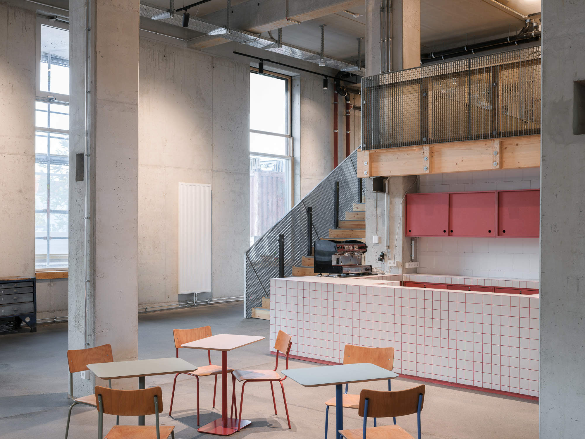 crclr-house-in-berlin-treppen-b-ro-gewerbe-baunetz-wissen