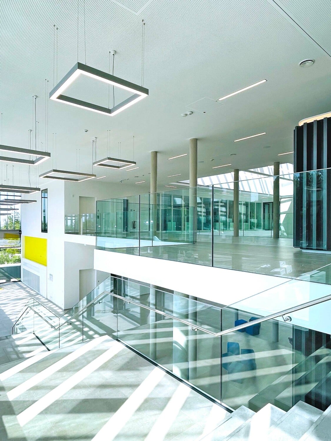 Blick von der Treppe Richtung Atrium