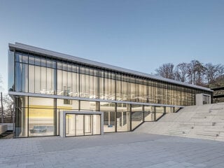 Die Heidelberger Gerstner + Hofmeister Architekten planten das EMBL Imaging Centre: Hier soll Forschung sichtbar für alle sein.