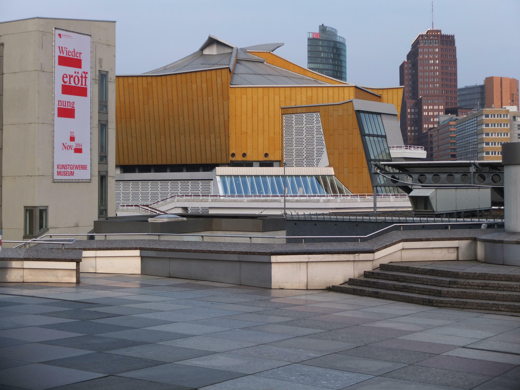 1963 wurde die Berliner Philharmonie nach den Plänen von Hans Scharoun fertiggestellt.