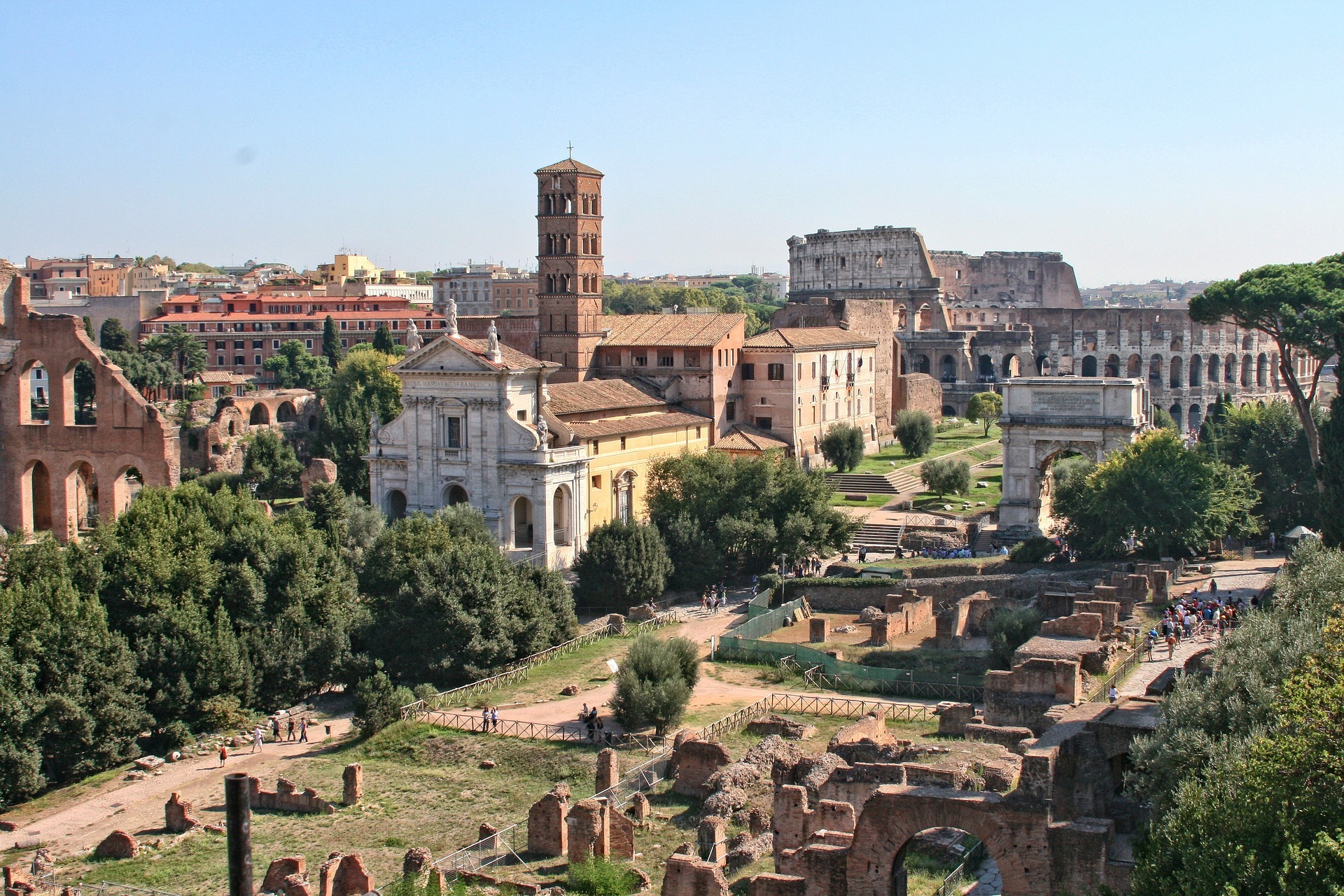 Das Forum Romanum in Rom war Mittelpunkt des politischen, wirtschaftlichen, kulturellen und religiösen Lebens.