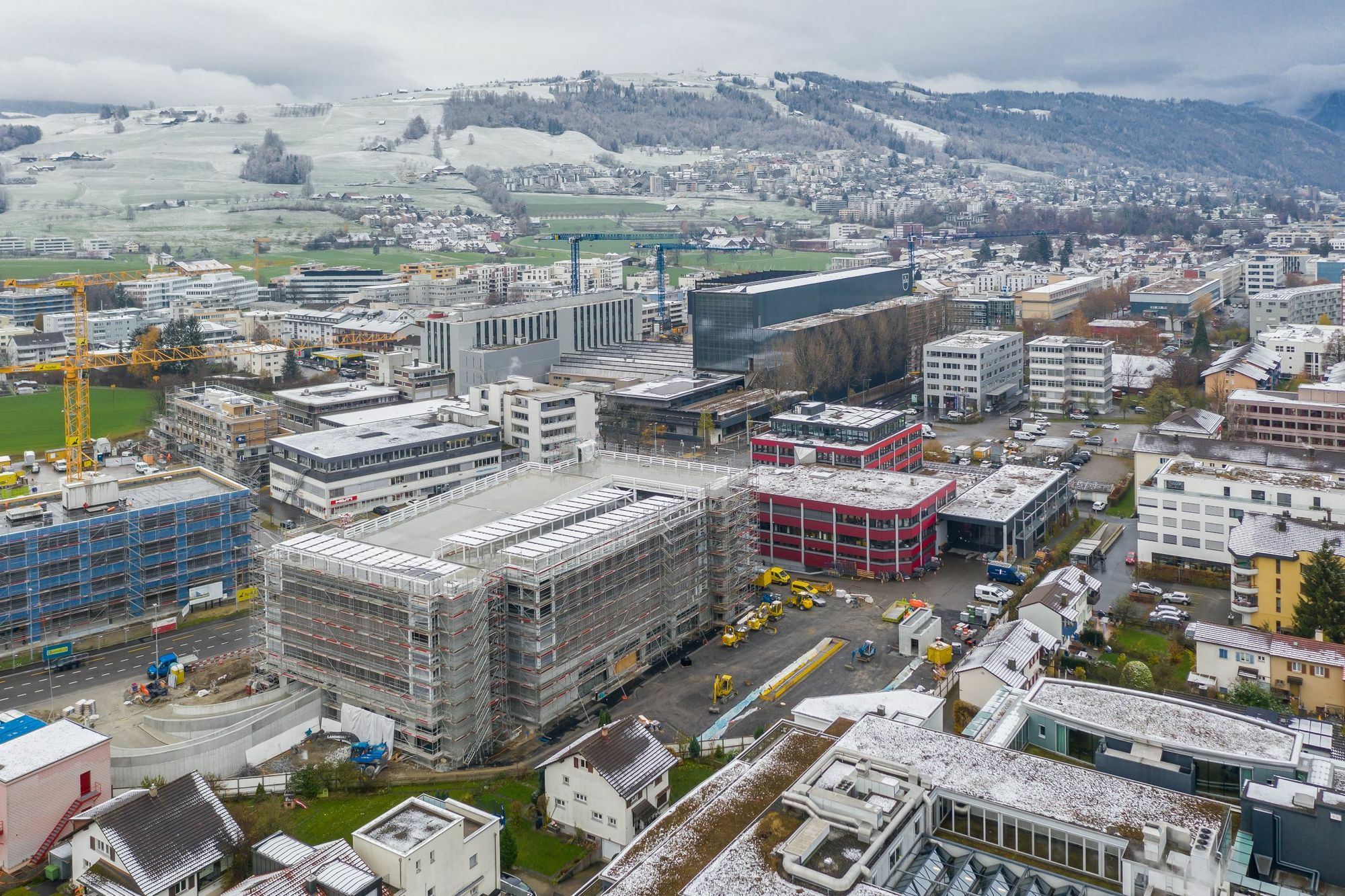 Mobility Hub Zug Nord | Gerüste und Schalungen | Verkehr | BauNetz Wissen