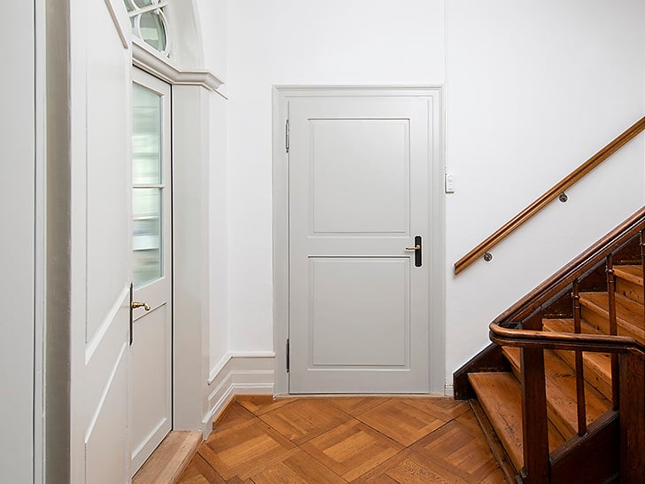 Rundbogentüre mit historischem Glas El30