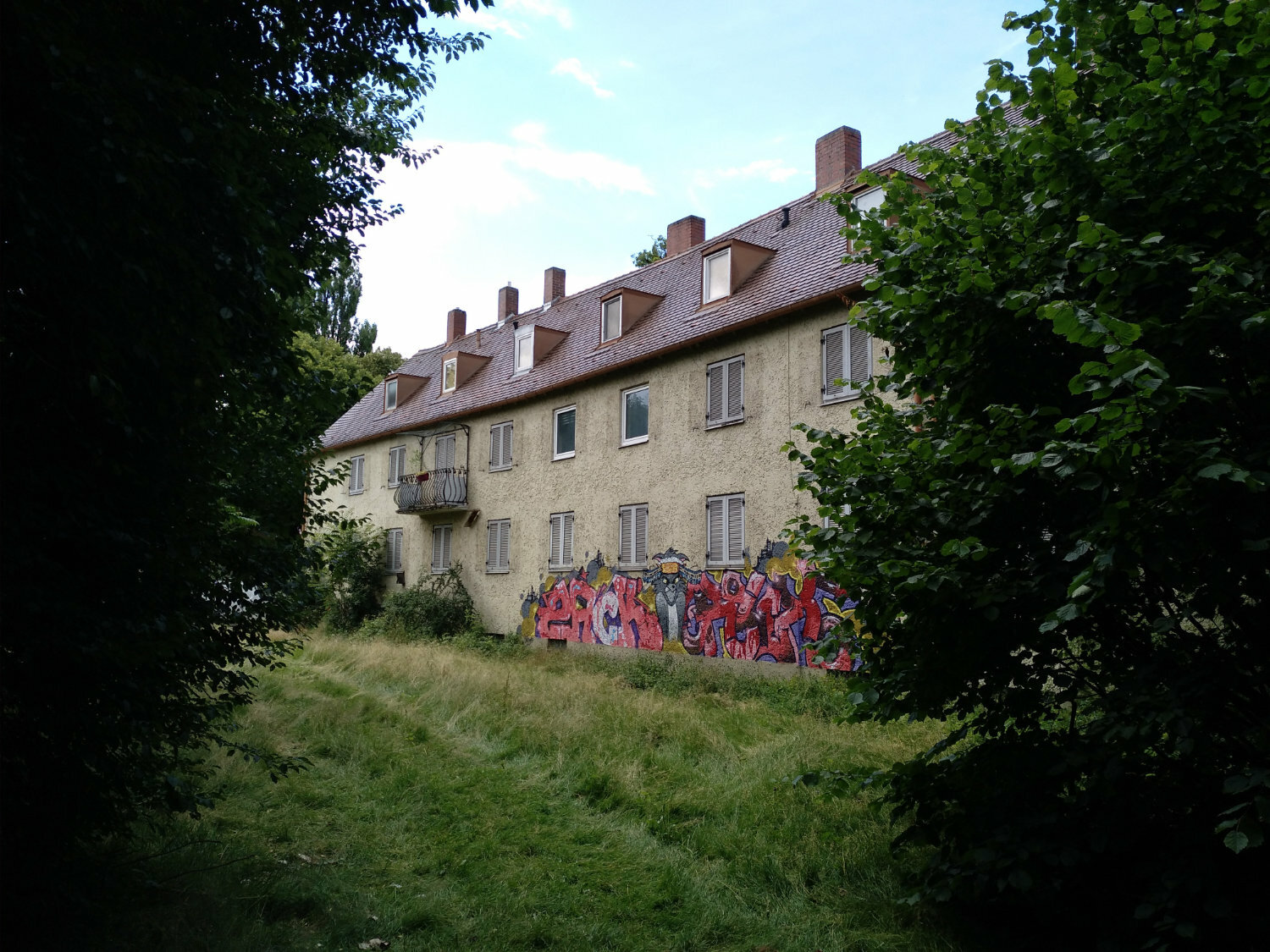 Dabei sollen möglichst viele Bauteile des Bestands für die Neubauten wiederverwendet werden.