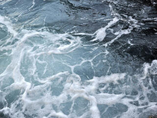 Etwa 71 Prozent der Erdoberfläche sind von Wasser bedeckt