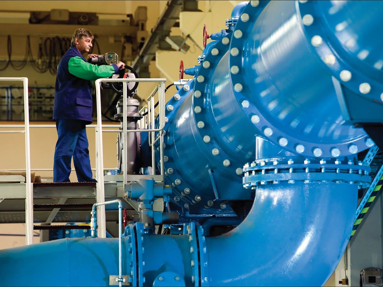 Das Zwischenpumpwerk Lichtenberg ist eine Einrichtung zur Trinkwasserversorgung an der Landsberger Allee in Berlin.