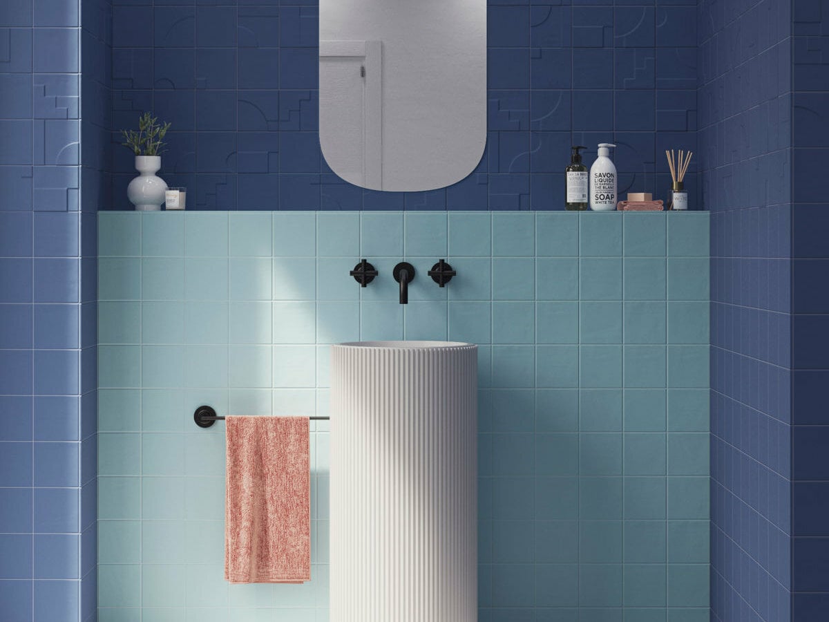 Der spanische Fliesenhersteller Wow Design ließ sich für seine Kollektion Casbah von dem ikonischen Bauwerk La Muralla Roja inspirieren.