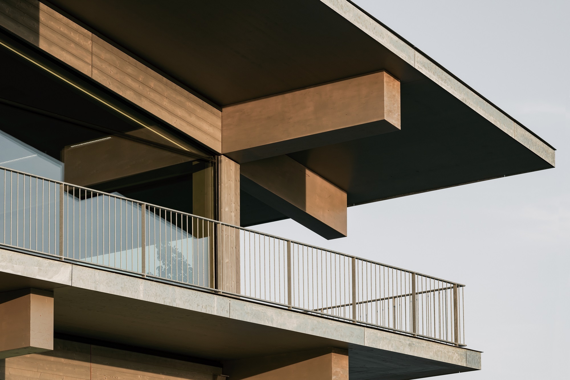 Floating Office in Rotterdam | Holz | Büro/Verwaltung | BauNetz Wissen