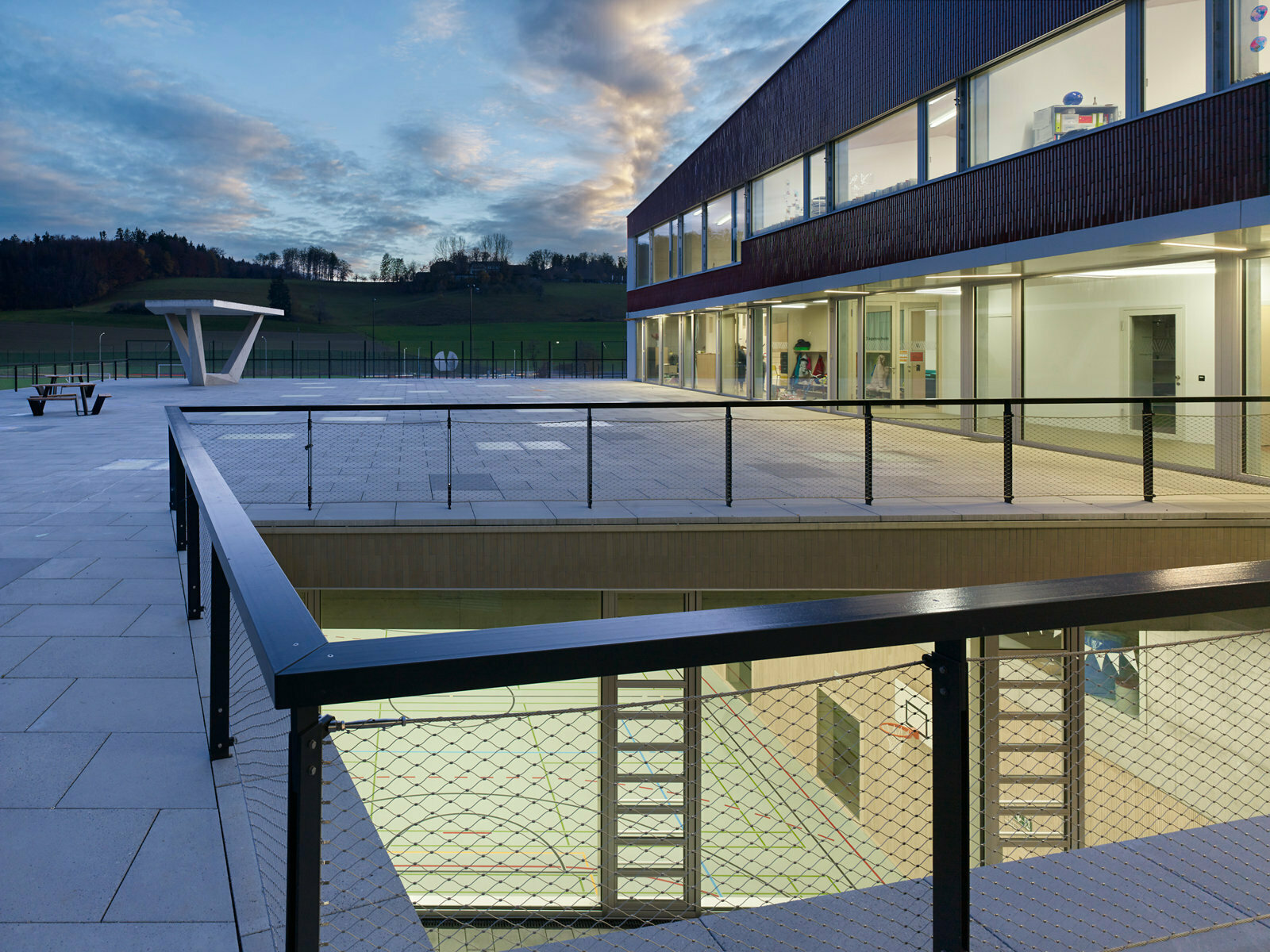 Schul- und Sportanlage in Köniz | Gebäudetechnik | Kultur/Bildung ...