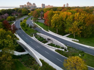 Die Darwin-Brücken liegen auf der Île des Sœurs im kanadischen Montréal.