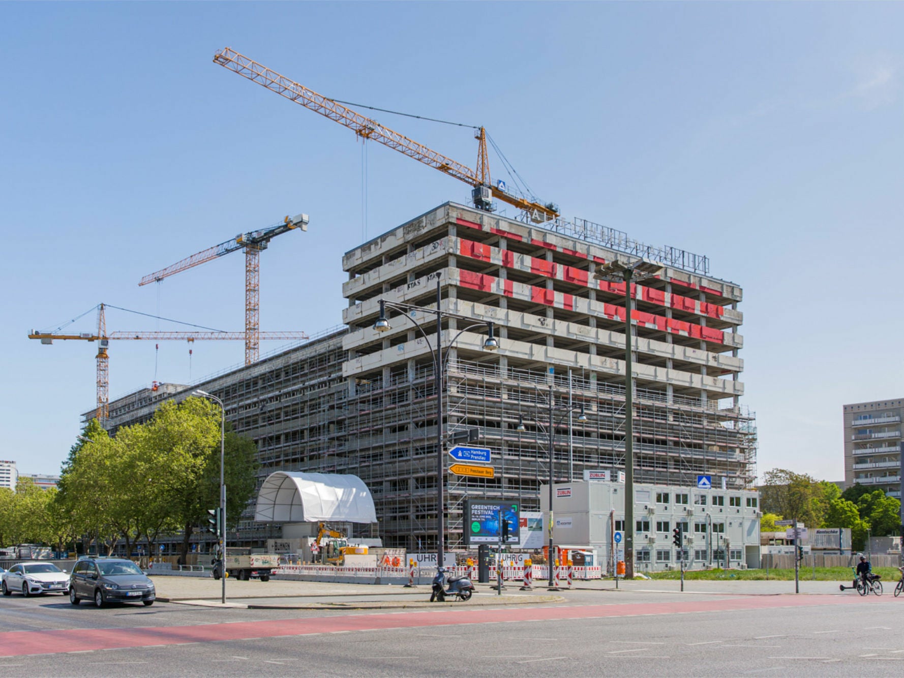 Das Haus der Statistik in Berlin wird umgebaut und erhält eine neue, von de+ architekten geplante Fassade.