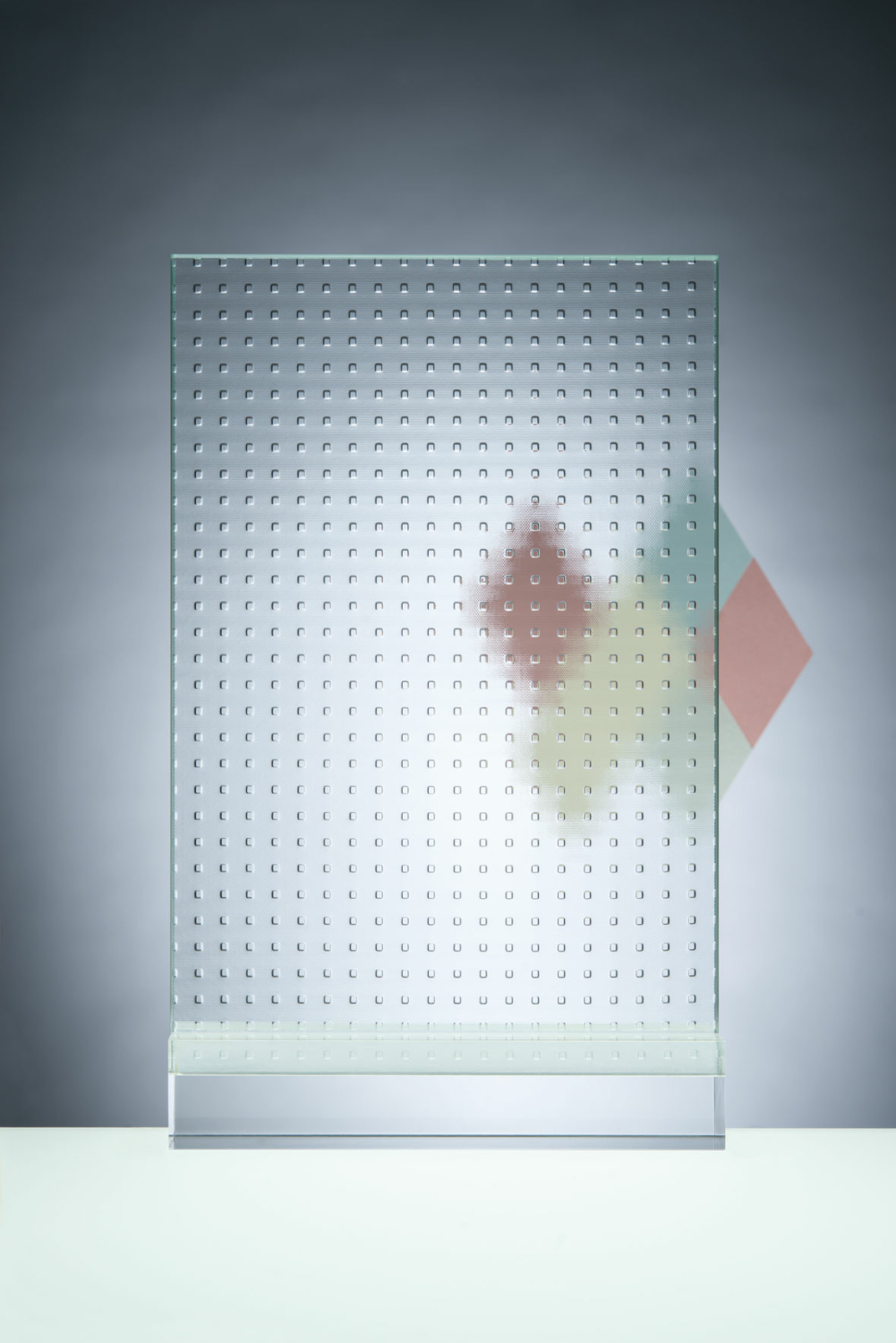 Die Gussglasscheiben können außerdem innerhalb von Funktionsverglasungen mit verschiedenen Beschichtungen eingesetzt werden, etwa in Isolierverglasungen oder für Verbundsicherheitsverglasungen. 