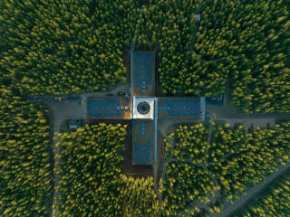 The Plus heißt die Fabrik, die Bjarke Ingels Group (BIG) für den norwegischen Möbelhersteller Vestre plante.