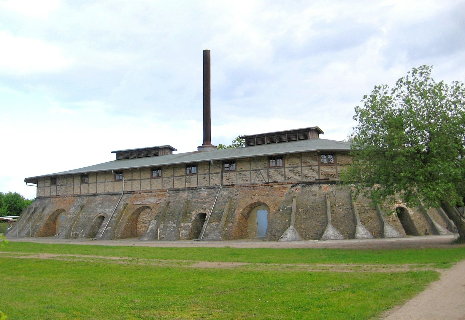 Ovaler Ringofen im Ziegeleipark Mildenberg