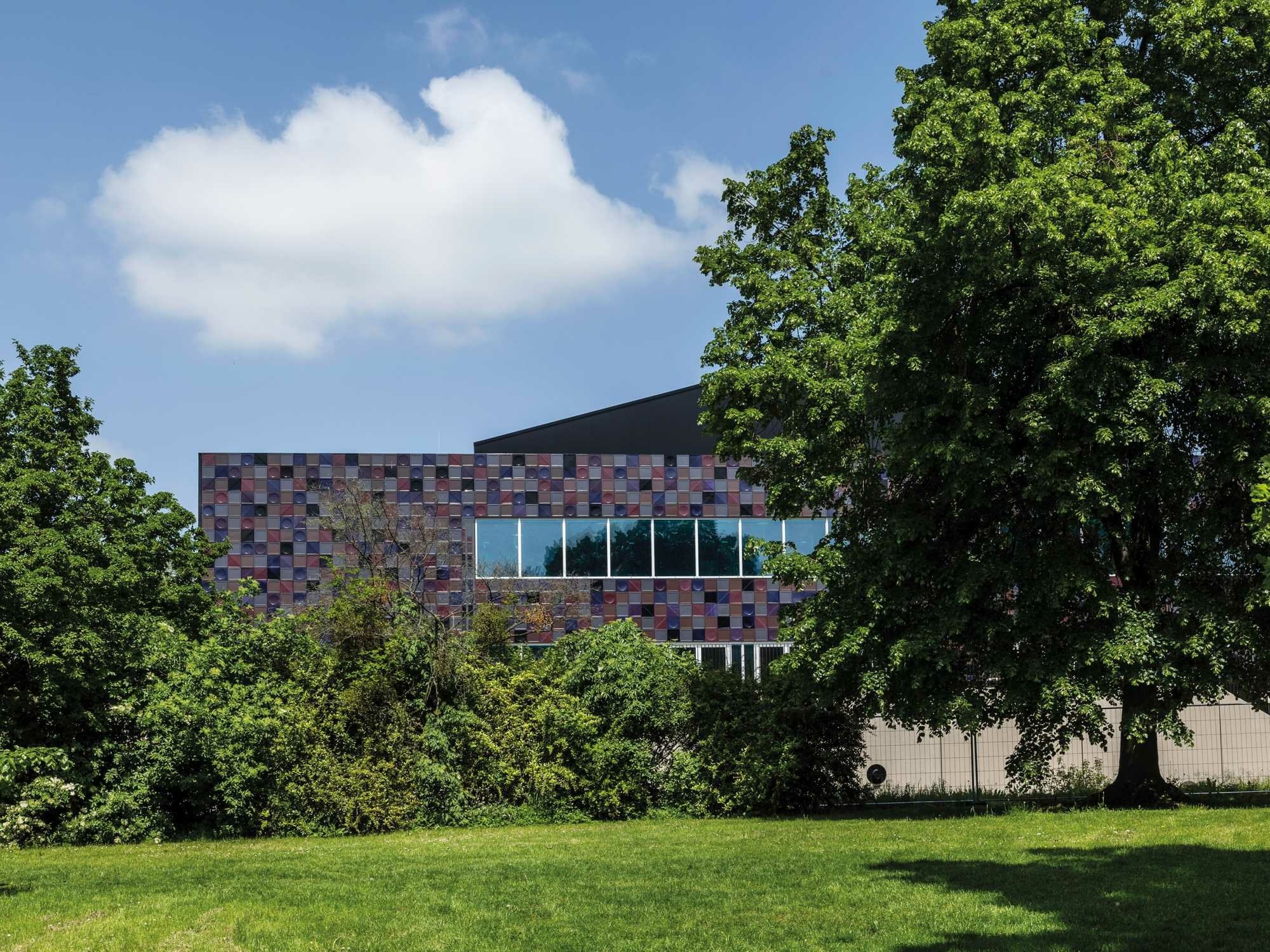 Gemeinsam haben SSP Architekten Ingenieure und soll sasse architekten die Konzerthalle Göttingen saniert.