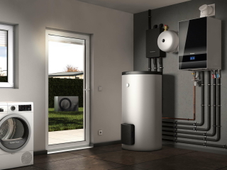 Die neue Wärmepumpen-Außeneinheit WLW MB A H arbeitet mit dem umweltfreundlichen Kältemittel Propan.