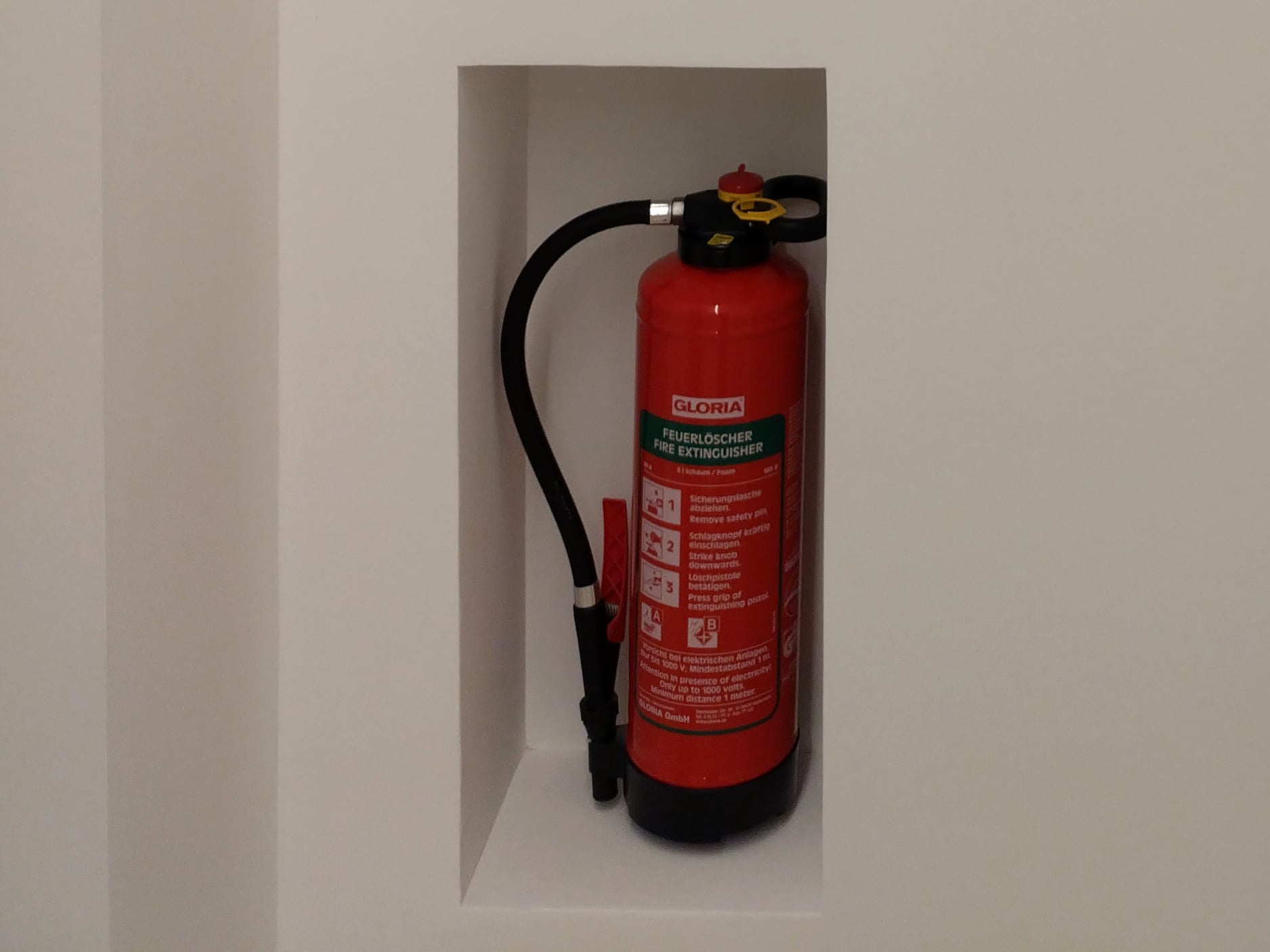 Das Verbot betrifft auch den Ersatz von fluorierten Schaumlöschmitteln in Handfeuerlöscher m