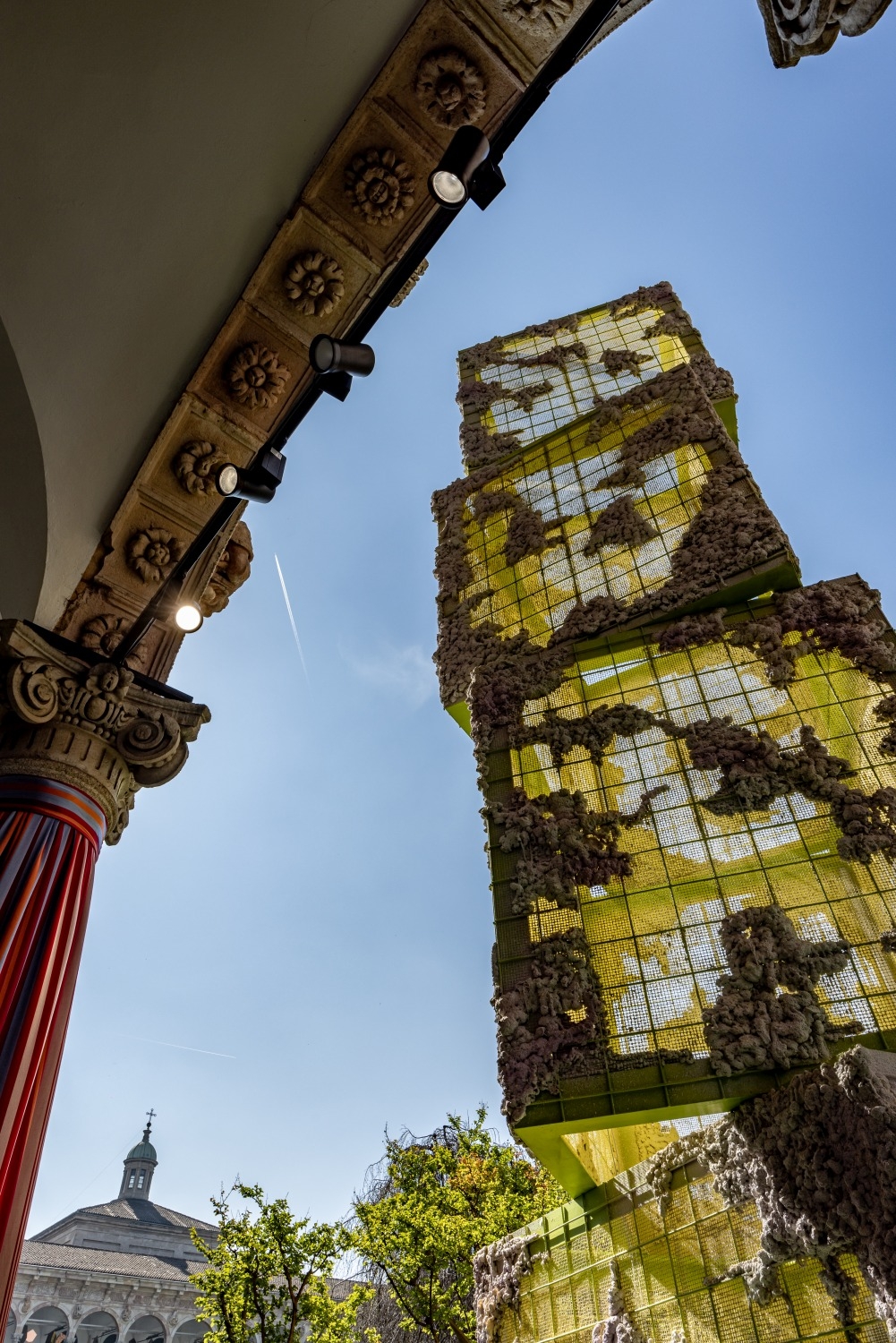 Eindrücke von der gebauten Installation während der Mailänder Designwoche 2024