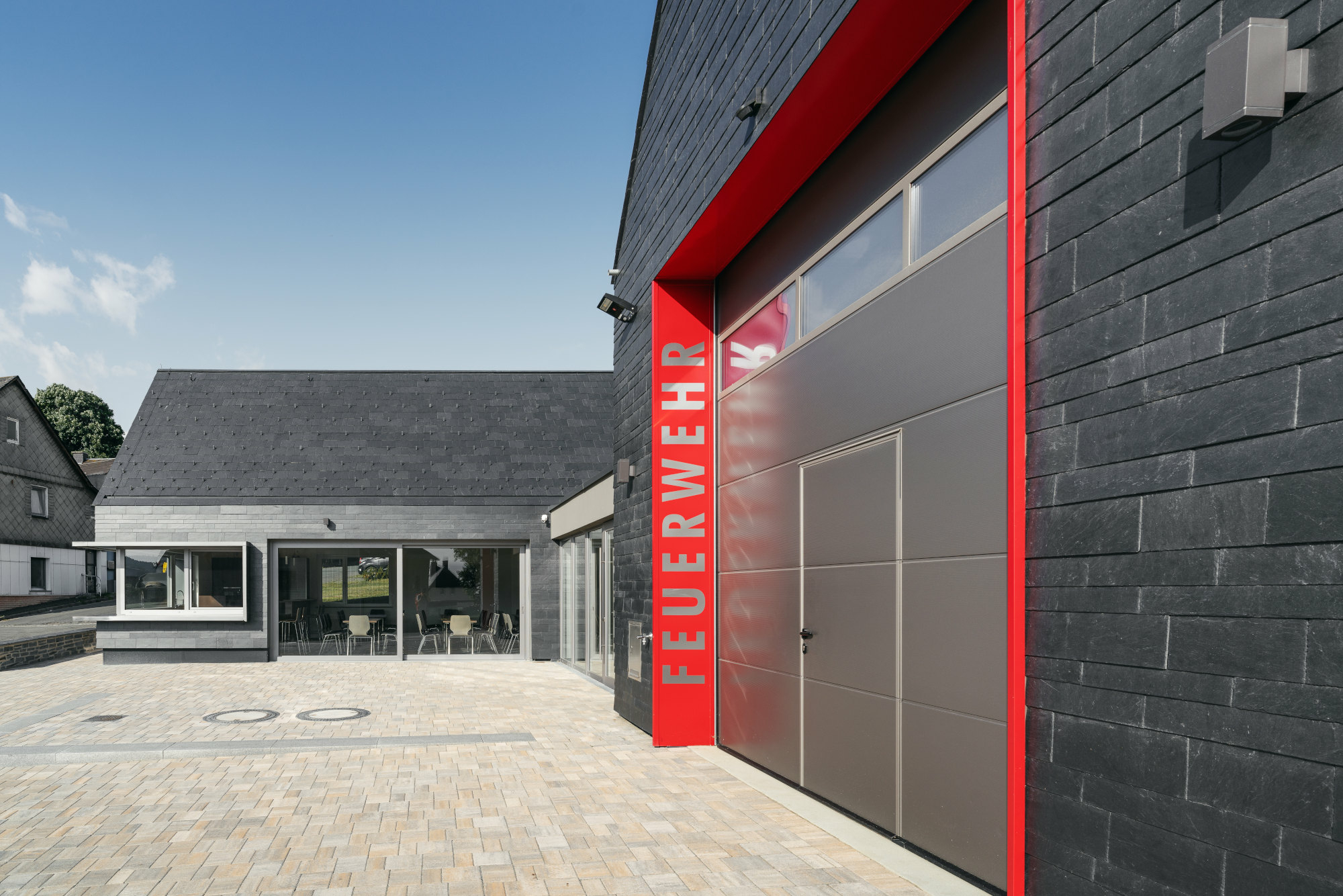 Ein Haus für Veranstaltungen, ein Haus für die Feuerwehr