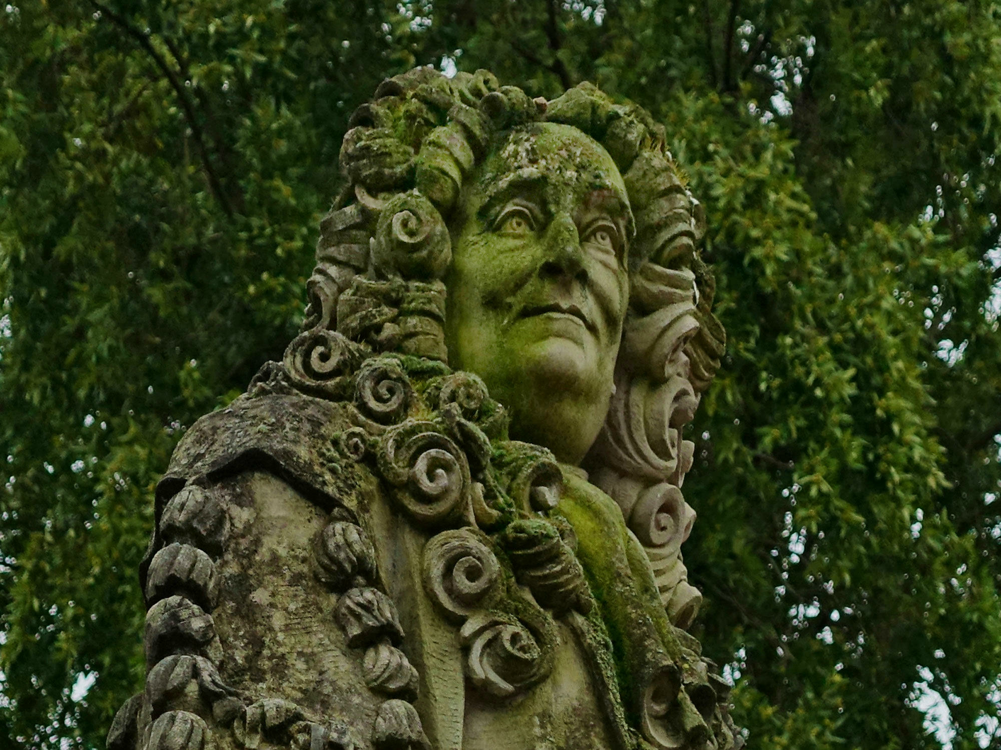 Sir Hans Sloane handelte als Mäzen, in dem er den Garten für die Summe von jährlich 5 Pfund verpachtete. 