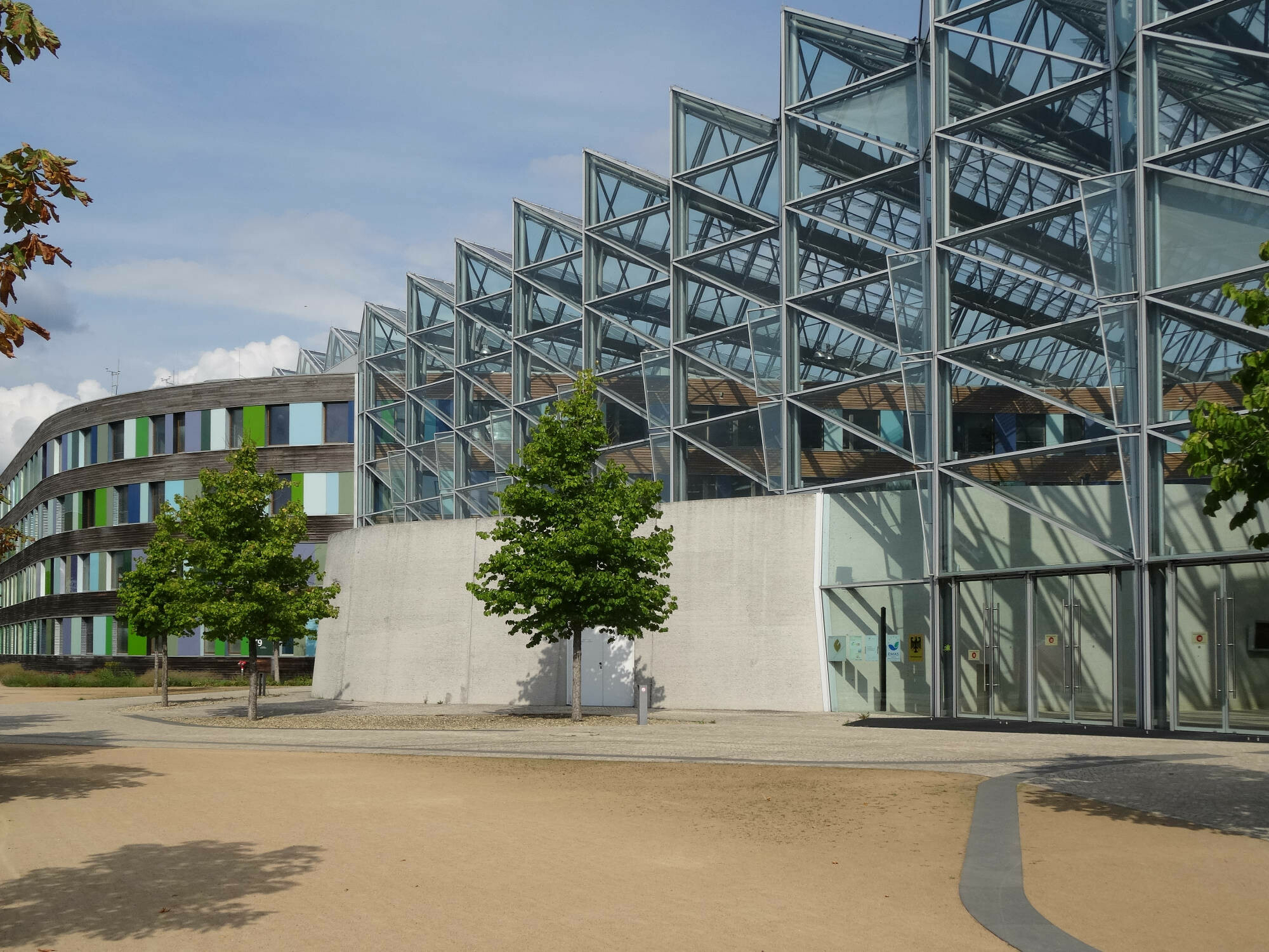 Den 2005 eingeweihten Bestandsbau entwarfen sauerbruch & hutton architekten.