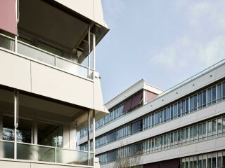 In Baden planten Michael Meier Marius Hug Architekten den Umbau von vier Büropavillons zu 78 Wohnungen.