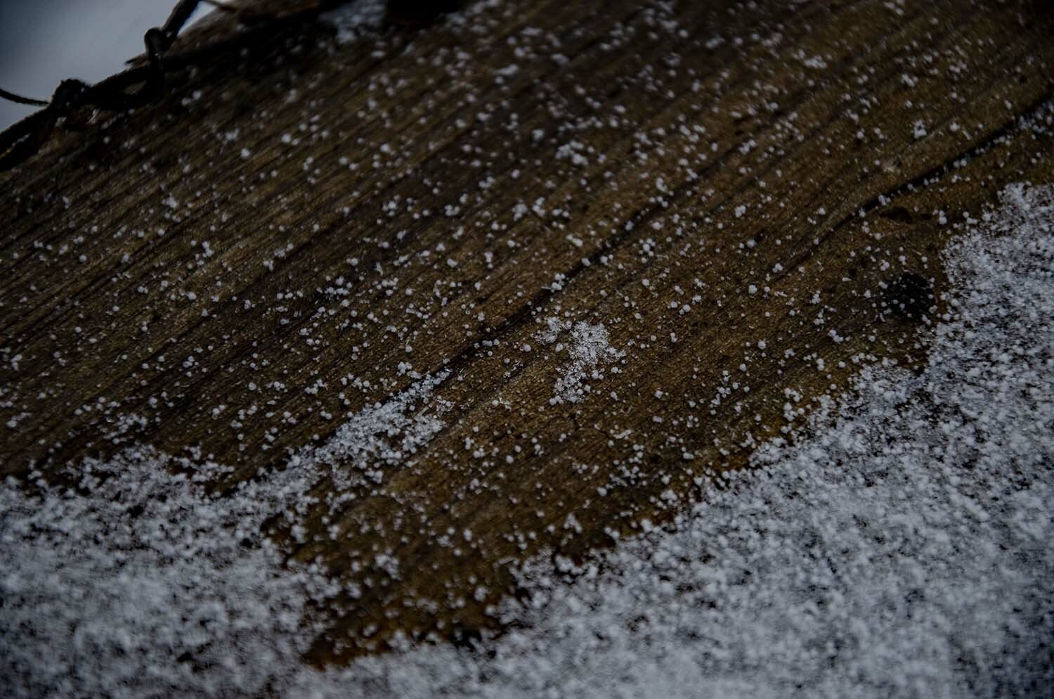 Schneegriesel als ein Parameter der gemessenen meteorologischen Daten.