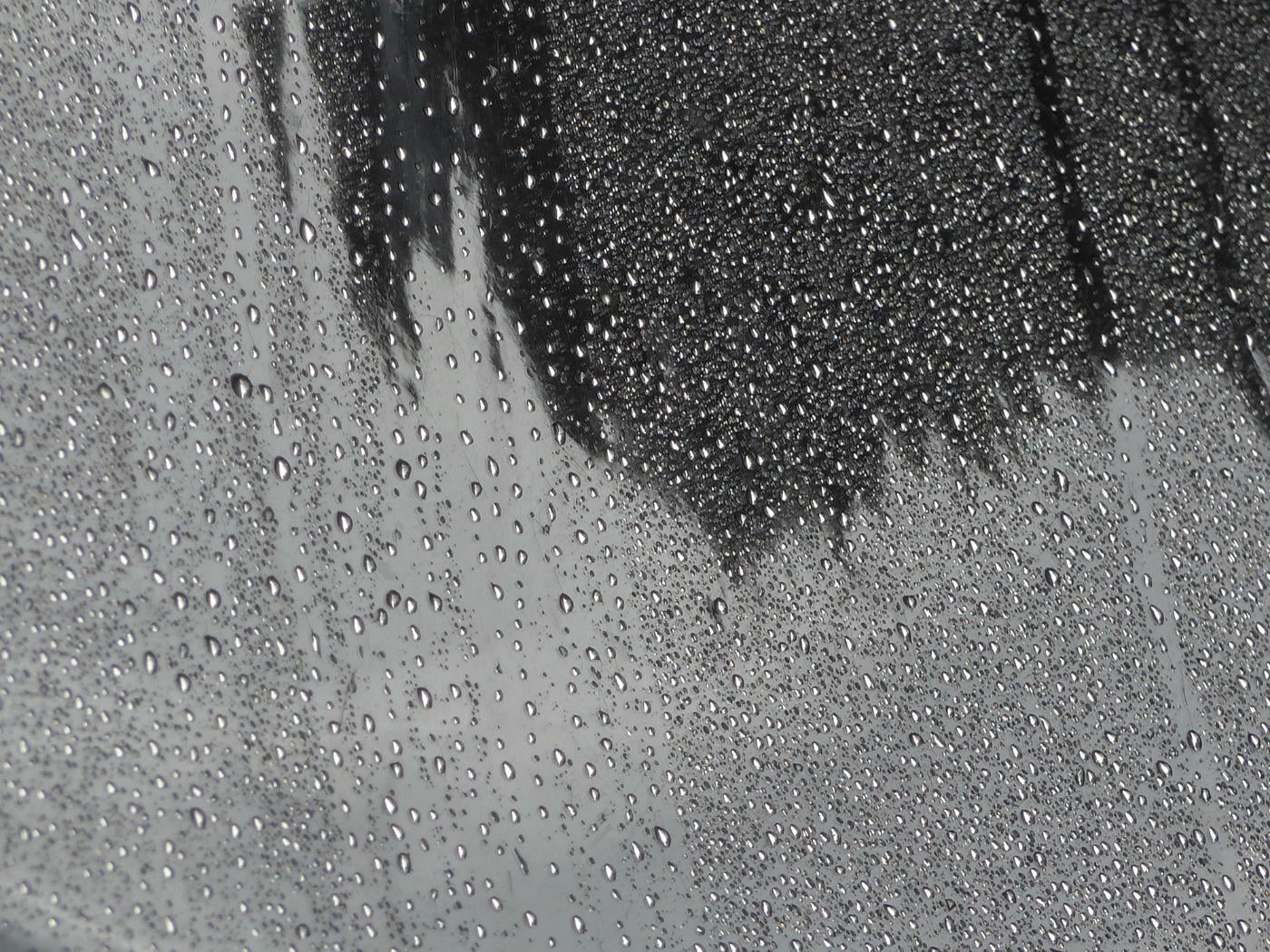 Der Deutsche Wetterdienst bietet mit dem Climate Data Center (CDC) eine umfangreiche digitale und frei zugängliche Datenbank zu meteorologischen Parametern.