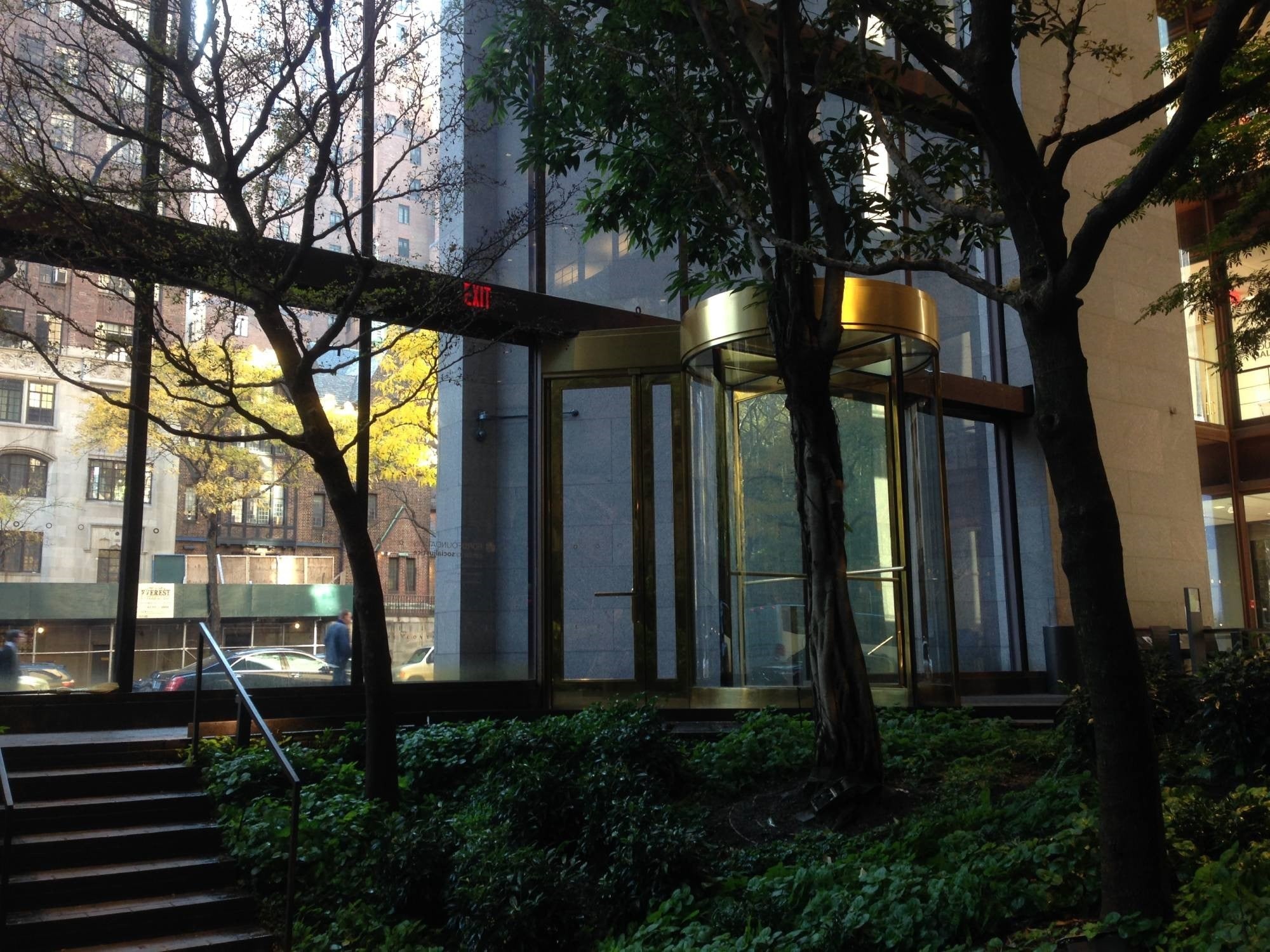 Atrium mit Garten im Ford Foundation Building, New York (Architektur: Kevn Roche, 1968).