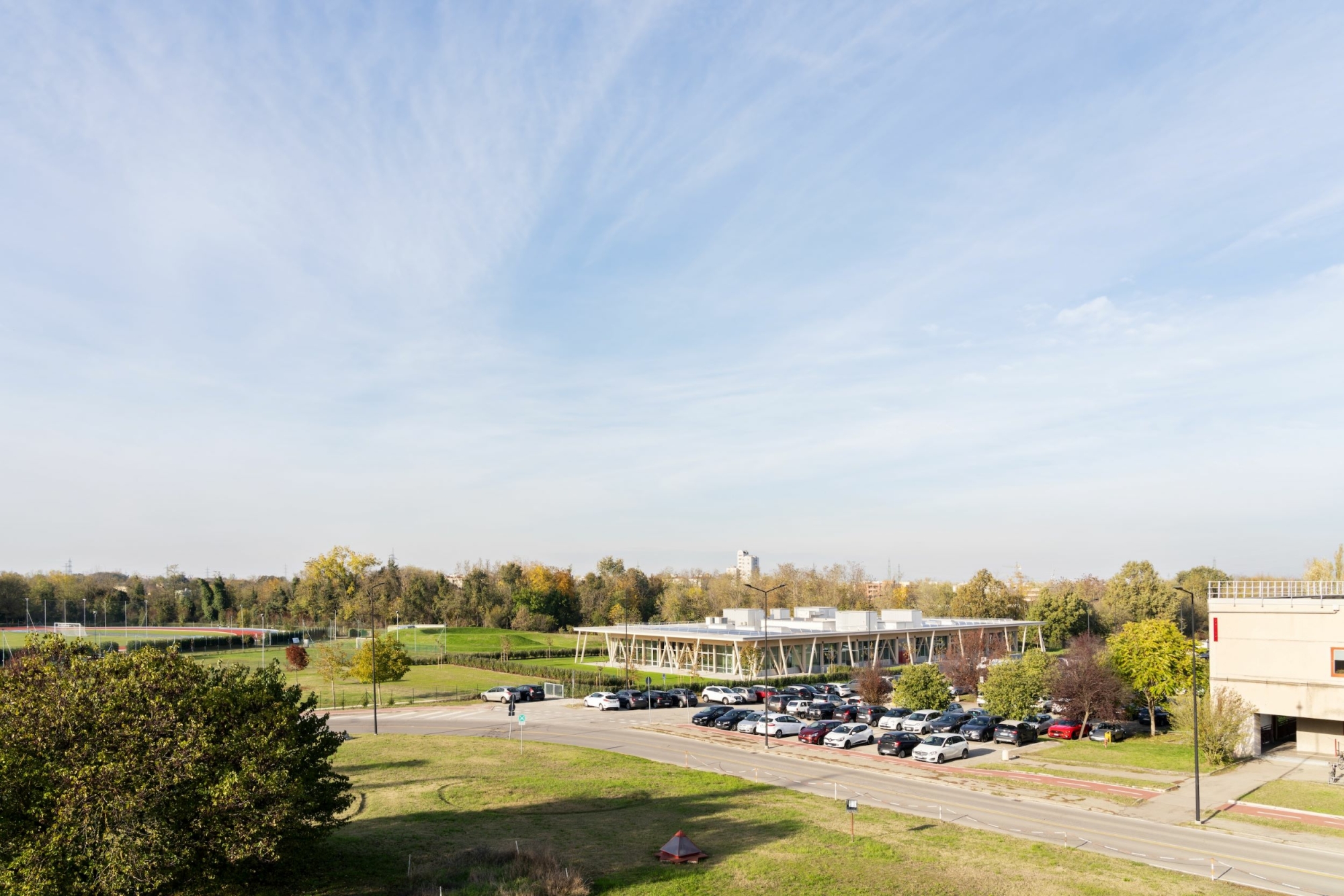 Inklusives Bildungszentrum der Universität Parma Flachdach Bildung