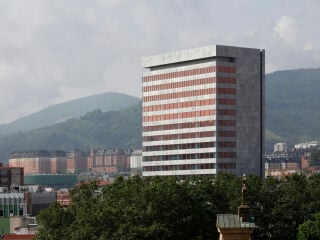 Sanierung und Umbau des Torre Bizkaya in Bilbao