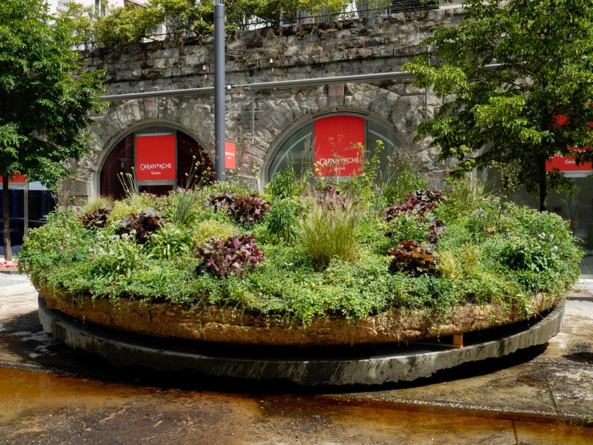 Schwamm drüber! ist eine temporäre Installation in dem Kulturquatier Plateforme 10.