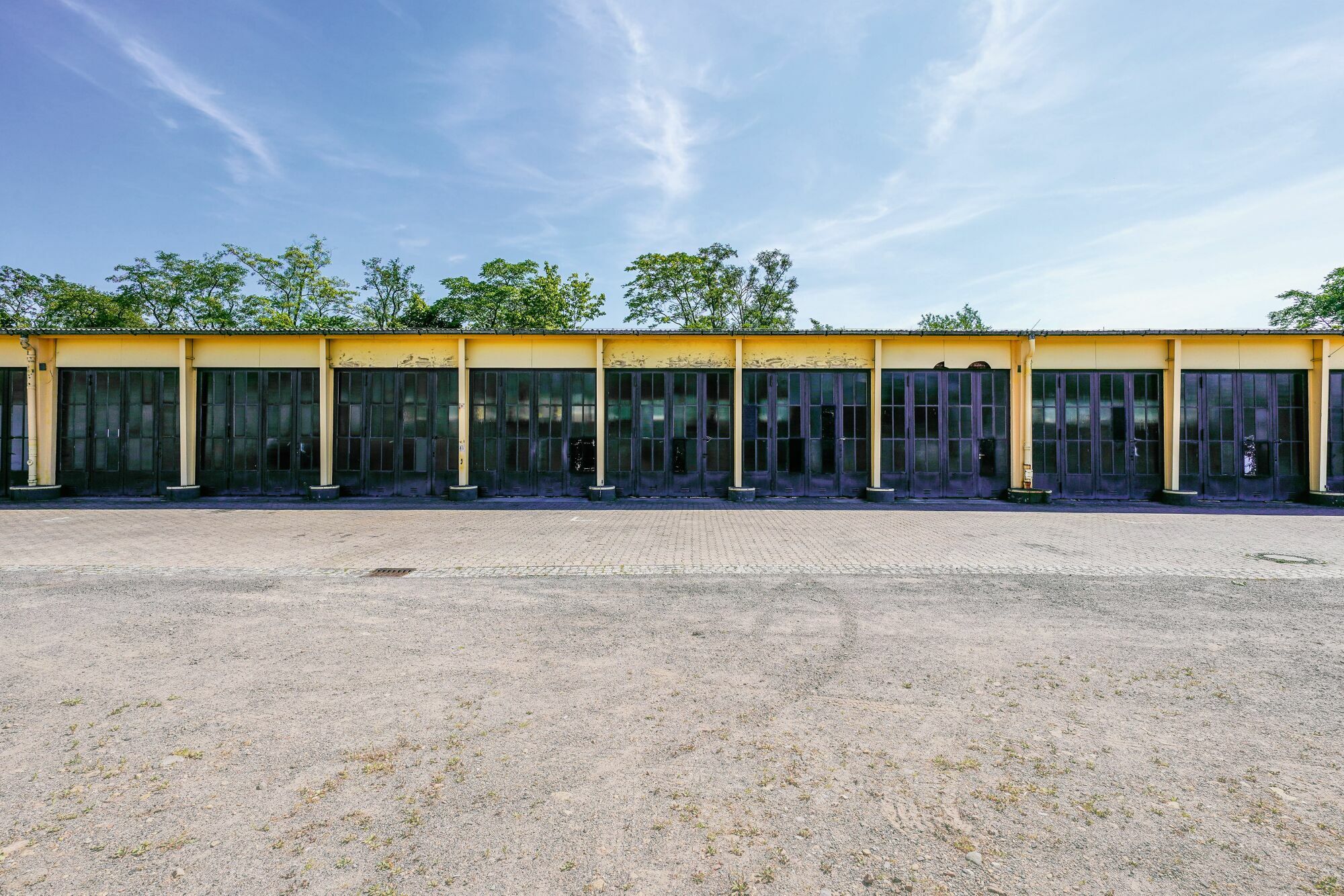 Das Bestandsgebäude vor der Revitalisierung