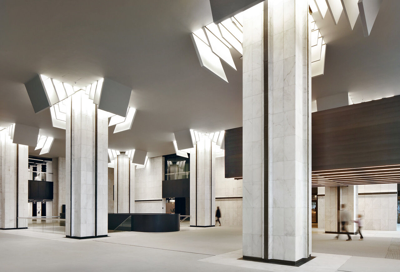 Der denkmalgeschützte Bau ist ein Beispiel für luxuriöse Corporate Architecture.