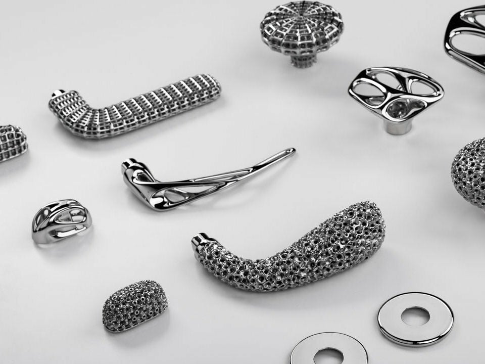 Der Designer Ross Lovegrove hat in Zusammenarbeit mit dem portugiesischen Hersteller JNF Architectural Hardware eine Kollektion von 3D-gedruckten Tür- und Möbelgriffen entwickelt. 