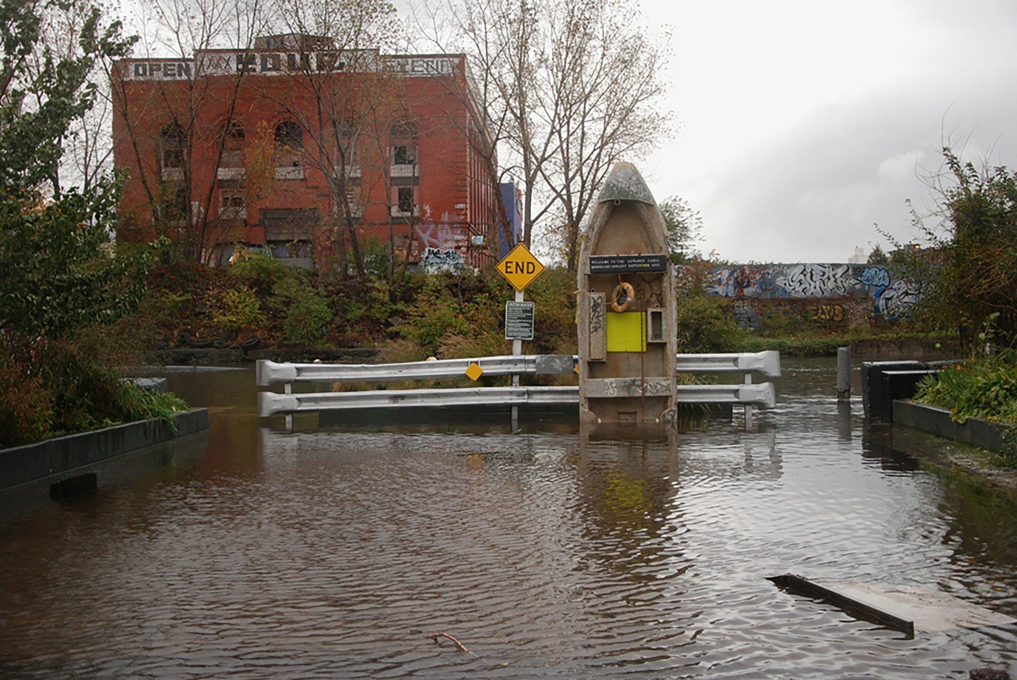 Gowanus Brooklyn: Hochwasser in der Second Street nach einer Springflut.