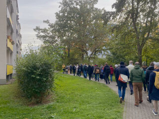 Vor allem um die Außenräume der Plattenbausiedlungen ging es bei der Konferenz „Modern Housing Postwar – Cities of Tomorrow?”, die im Okotber 2024 in Halle stattfand. 
